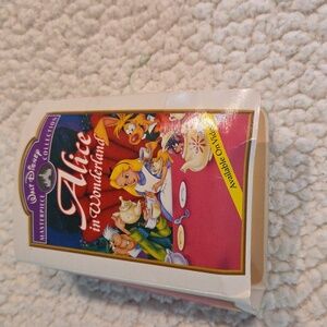 DISNEYS ALICE IN WONDERLAND MCDONALDS HAPPY MEAL TOY